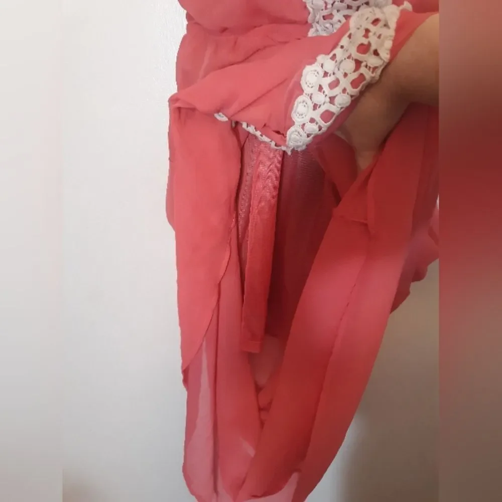 No Boundaries sleeveless maxi dress - Picture 3 of 5